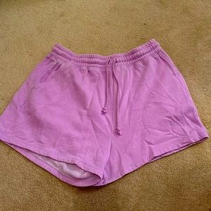 Women’s medium purple Aéropostale shorts